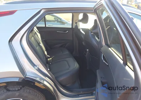 2024 Kia Niro Ev Wave z USA, uszkodzony, nr VIN KNDCT3L16R5109931